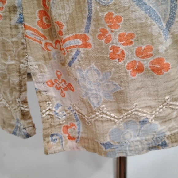 EMBROIDERED FLORAL COTTON TUNIC - Picture 10 of 10